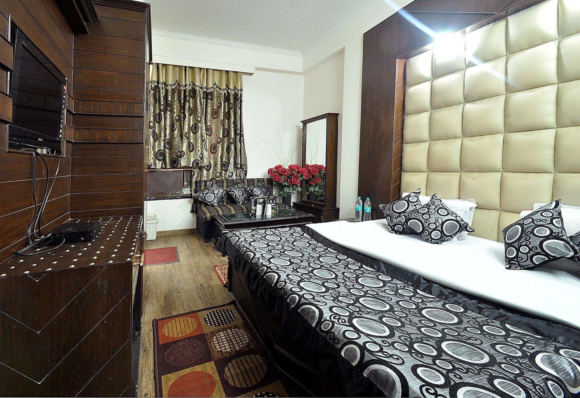 Hotel Shiva Intercontinental New Delhi Luaran gambar